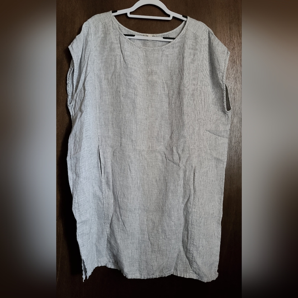 Eileen Fisher 100% Organic Linen Shift Dress 🤍